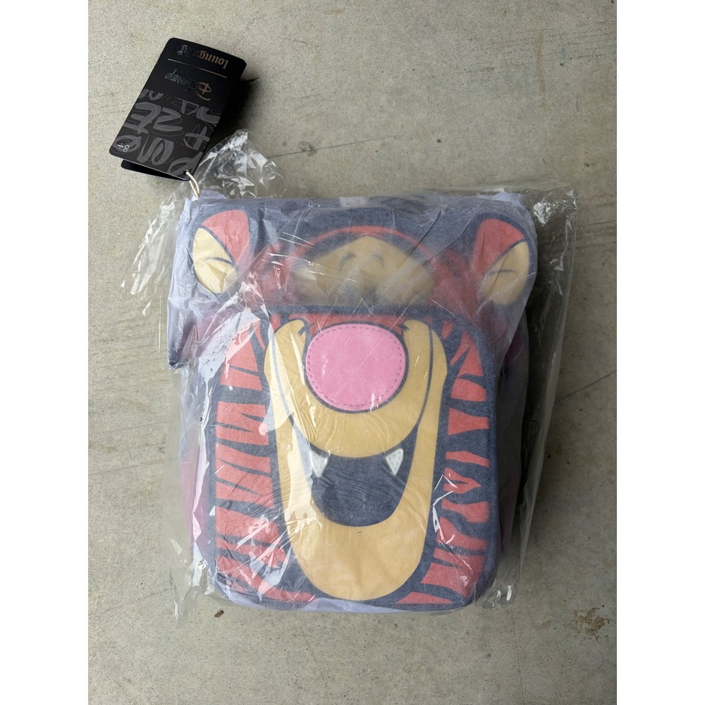Loungefly Disney Winnie the Pooh Halloween Tigger Cosplay Passport Bag WDTB2653